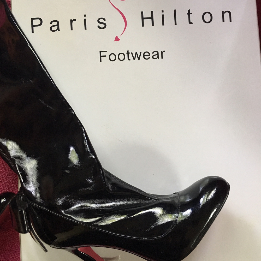PARIS HIILTON ZIP BOOTS w/ SUPER CUTE BOWS!!